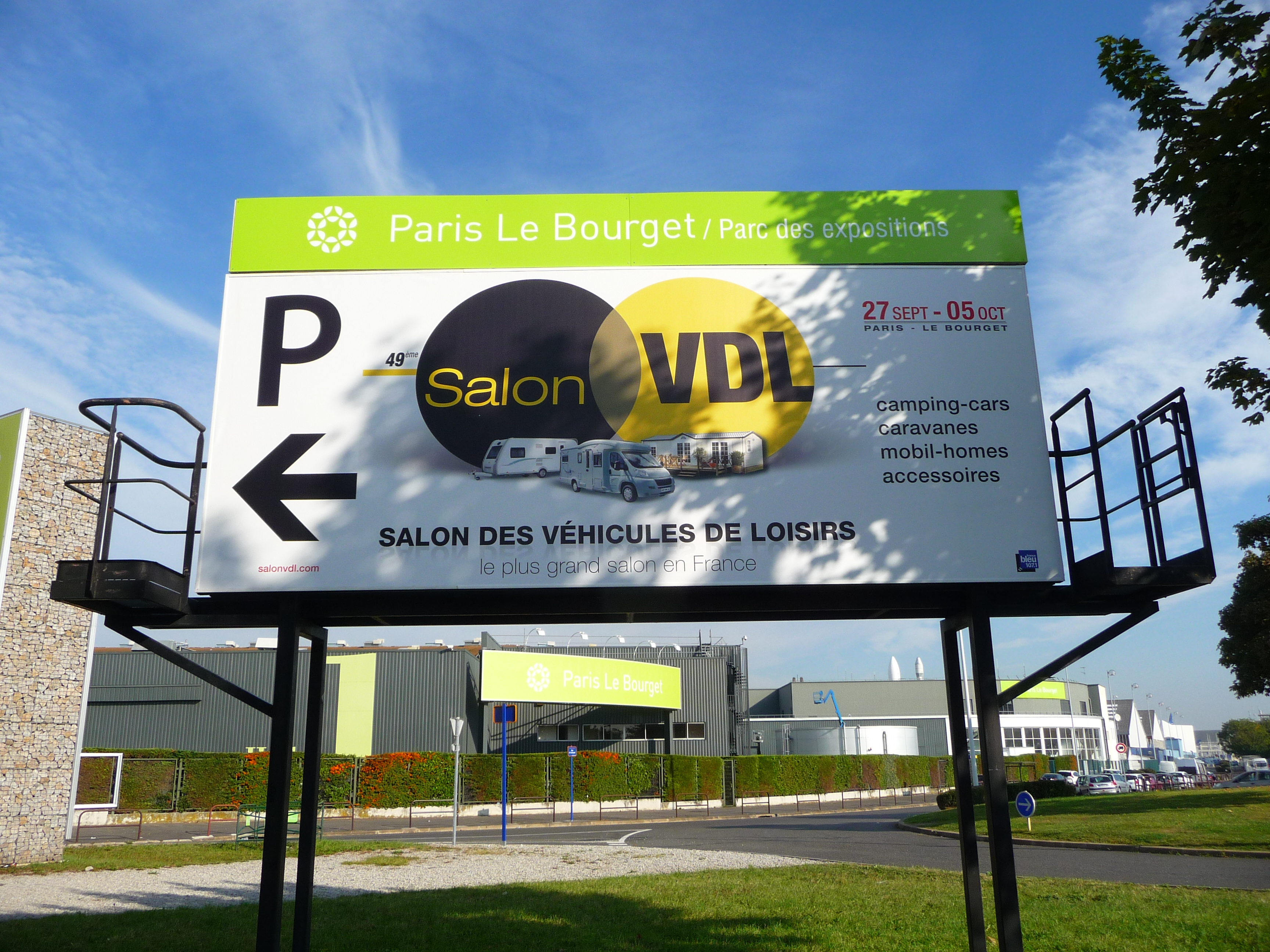 Read more about the article Salon des véhicules de loisirs du Bourget,  Samedi 4 octobre 2014.